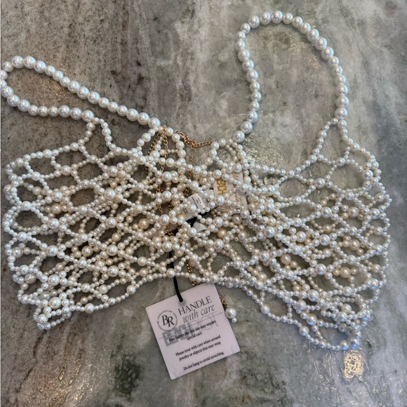 Beach Riot Pearl and Gold cover - Picture 2 of 7